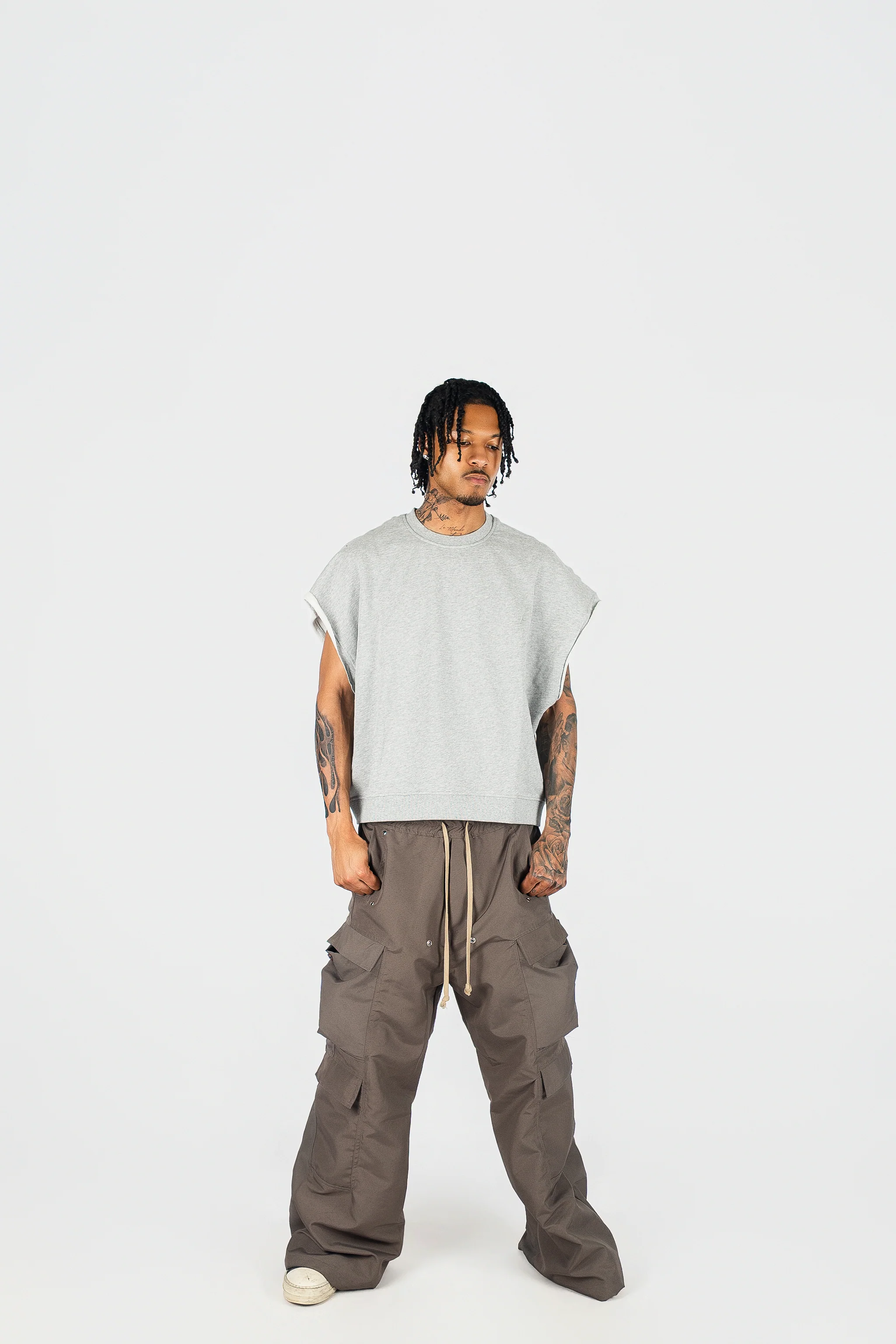 Distressed Cut Off Crewneck - Image 10