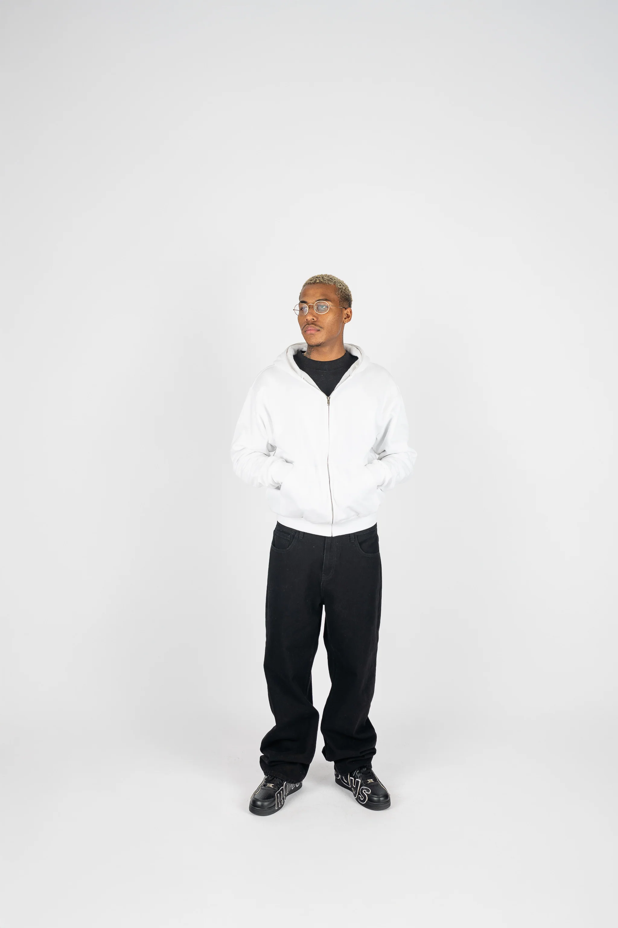 Heavyweight Boyfriend Zip Up - Image 17